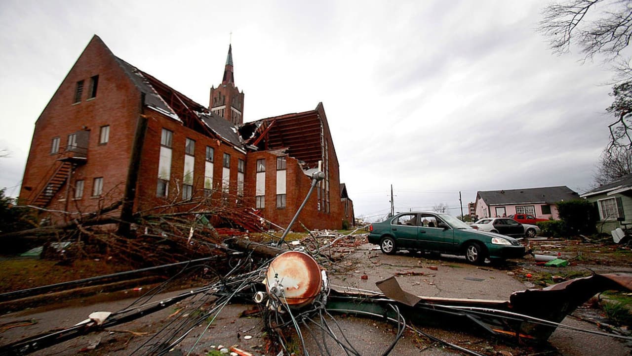 Cómo cuidar tu casa en caso de una tormenta severa o riesgo de tornado