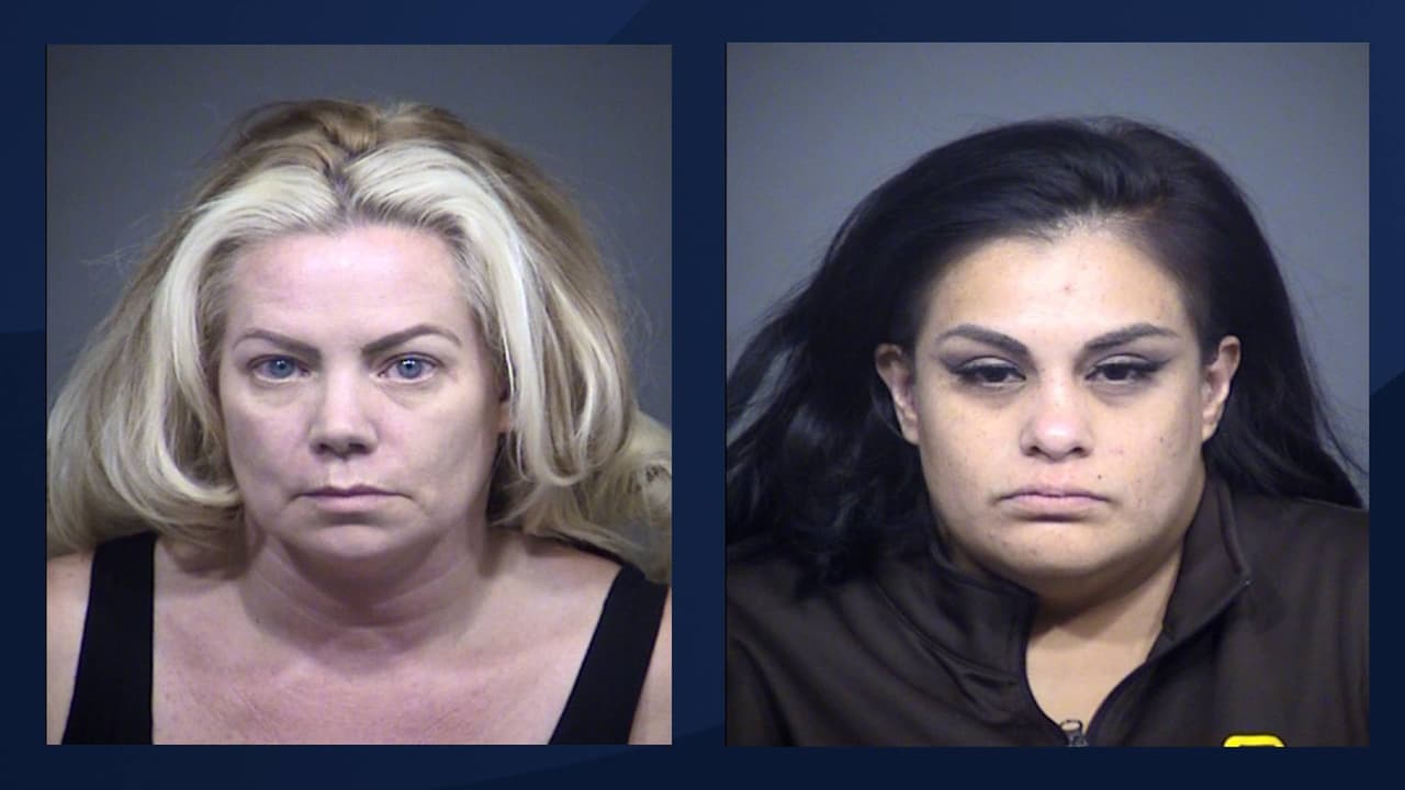 Estas dos mujeres están acusadas de robar más de $100,000 en mercancía de tiendas Walmart 