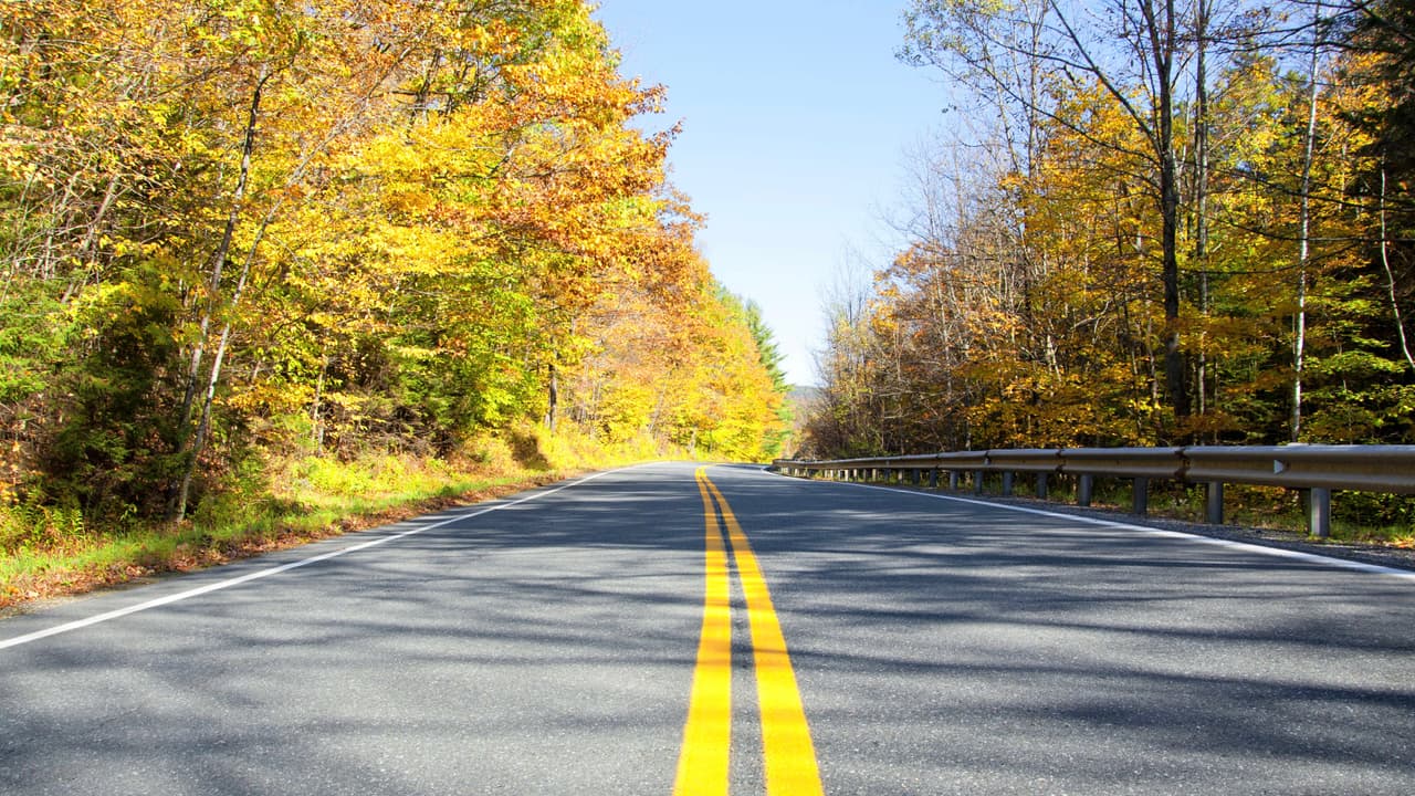 <h3 class="cms-h3-H3">2. Vermont</h3>
<br>El estado de las montañas verdes es 
<b>el estado con menos muertes en accidentes vehiculares</b> en todo Estados Unidos. Vermont registró 
<b>69 muertes vehiculares </b>durante 2017, 7 muertes más que en 2016. De ese total, 18 muertes fueron causadas por el consumo de alcohol.