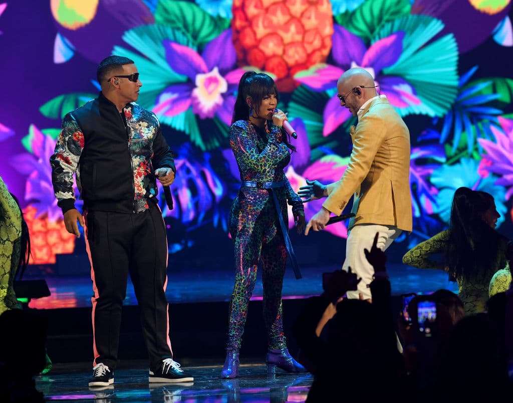 A partir de entonces comenzó una carrera de colaboraciones memorables; con Becky G cantó el tema 'Sin Pijama' y con Thalía el exitoso 'No me acuerdo'. Más recientemente Natti volvió a imponerse al cantar el sencillo 'No lo trates', con Daddy Yankee y Pitbull.