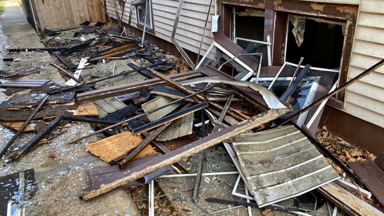 Por el momento, las autoridades no han determinado las causas del incendio, mientras continúan las diligencias en el lugar.