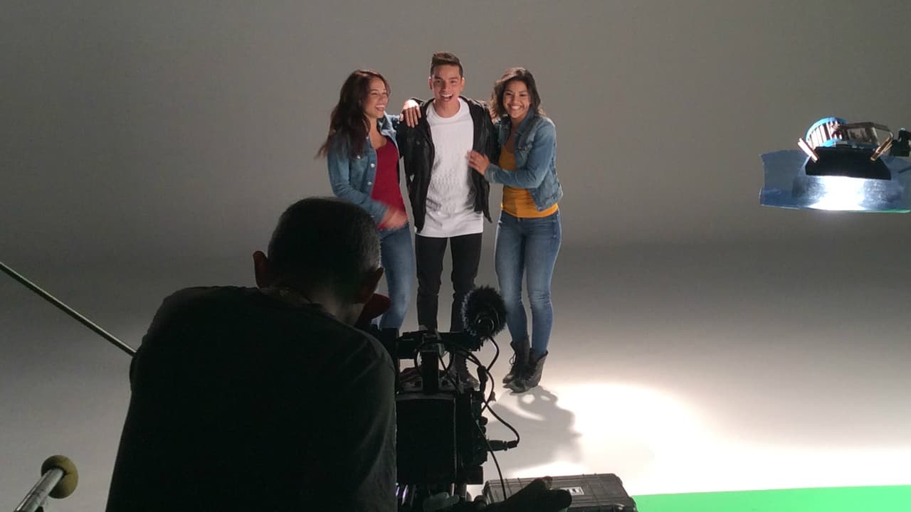 Pero más contentas se mostraban de estar al lado de Poyato.