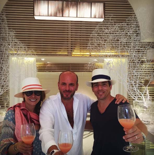 A brindar por los buenos momentos.