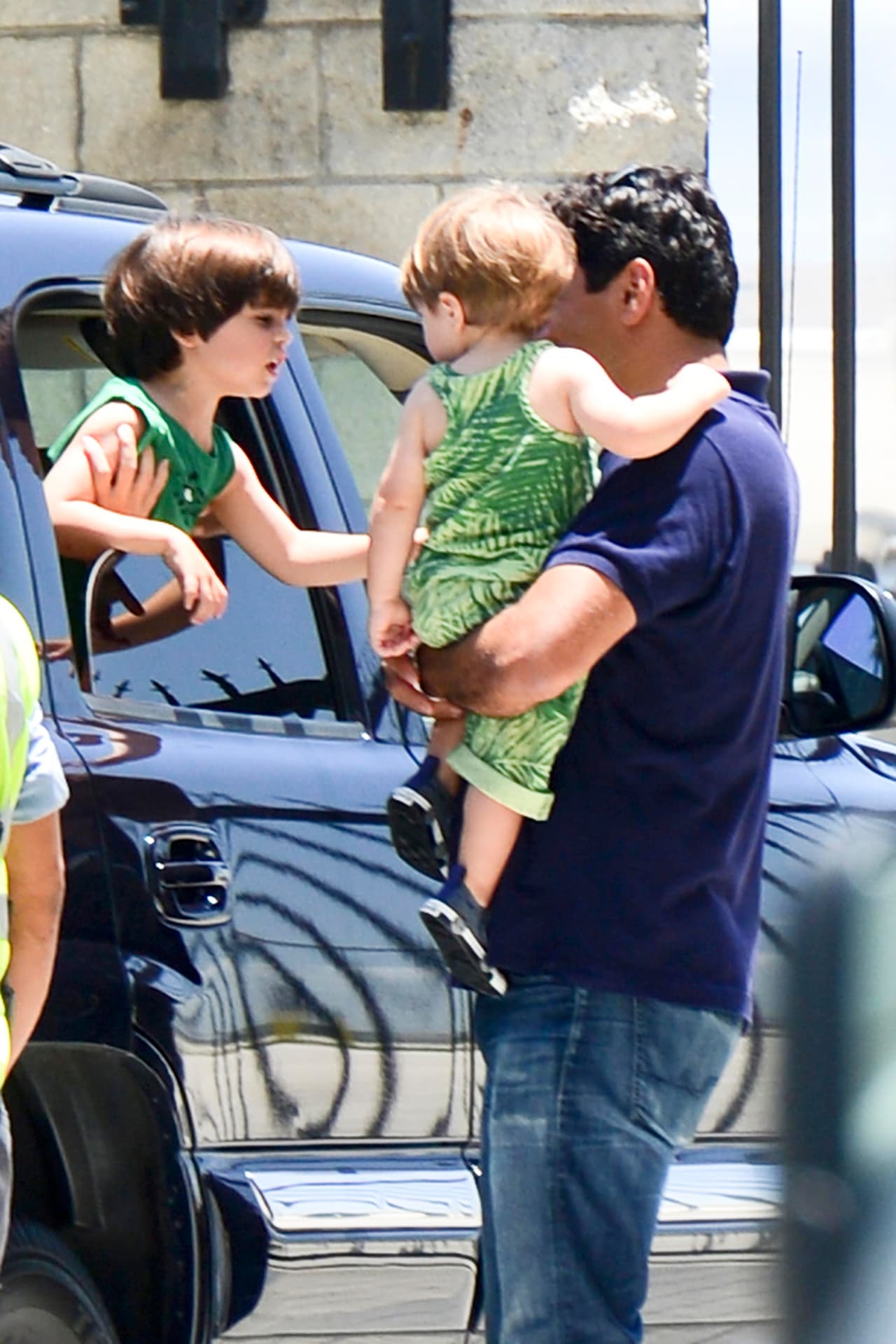 Shakira es una de las nominadas en Premios Juventud y además este fin de semana estrenó el clip de 'La Bicicleta'.