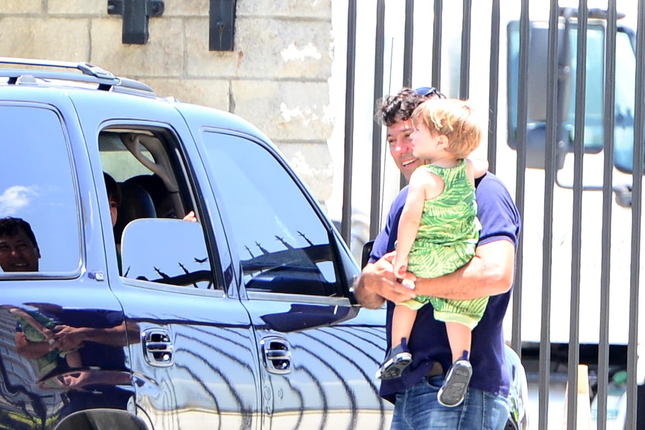 Por su parte, Gerard Piqué, futbolista y esposo de Shakira, acaba de terminar su participación en la Eurocopa por lo que los dos tienen un poquito de tiempo para descansar.