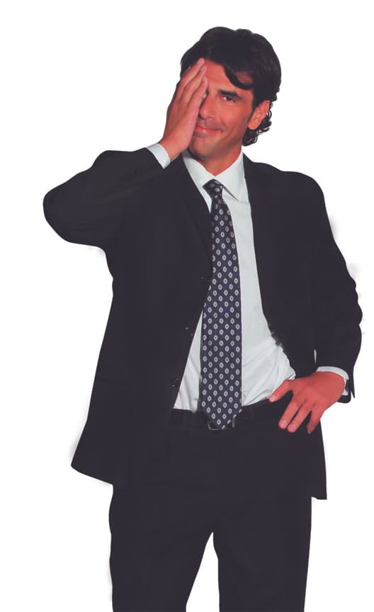 "Él me tira en la cama. Me corre el short. Me practica sexo oral. Yo le digo que no, le digo que no y su nombre. Él sigue y me toca”, continuó.
<br>