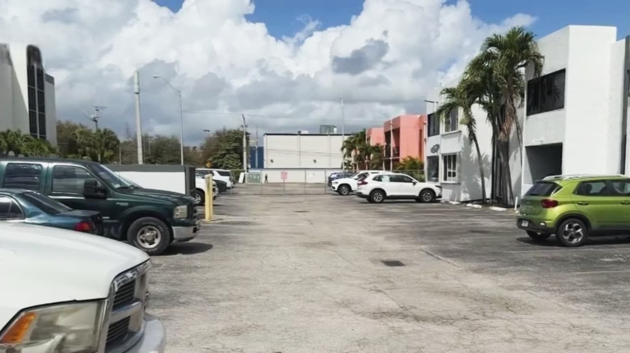 Empresa responde a denuncias sobre remolques injustificados en condominio de Hialeah