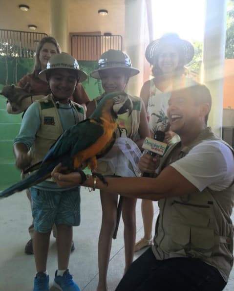 ¡Qué belleza! Alejandro estaba fascinado con este bello ejemplar.