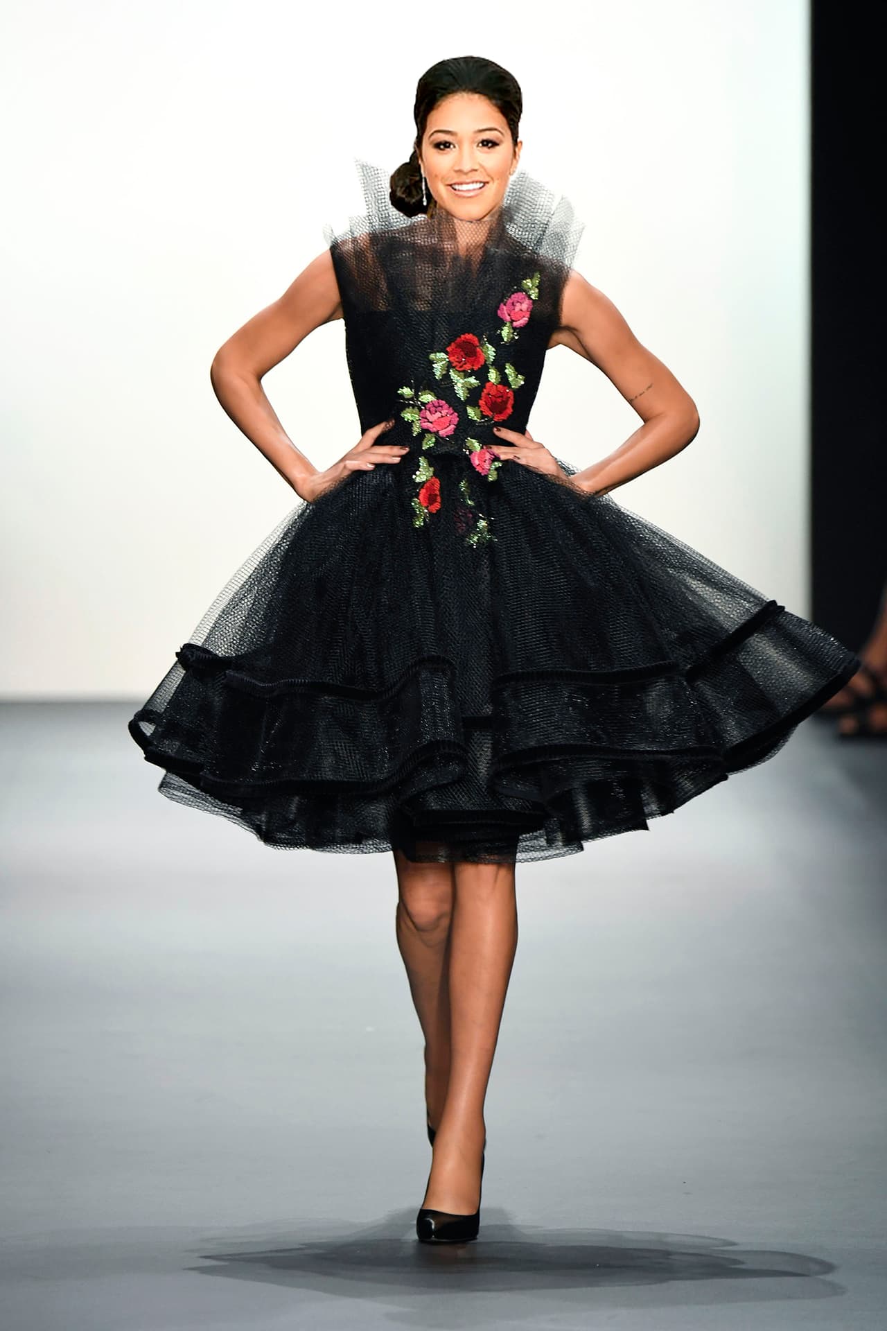 El diseñador, con ascendencia romaní, italiana, húngara, rusa y griega, ha confeccionado vestidos para ocasiones importantes en la carrera de las celebridades, como hizo con Beyoncé y la gala de los Grammy de 2014, donde lució un vestido diseñado exclusivamente para aquel día; o para la fiesta de la boda de Kim Kardashian, en la que la estrella de los selfies bailó enfundada en varios de sus diseños.