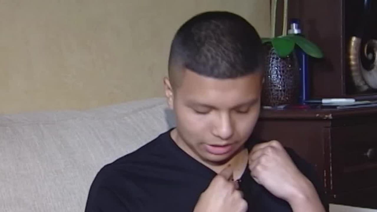 Tres estudiantes de California resultan heridos cuando su maestro les daba una lección sobre armas