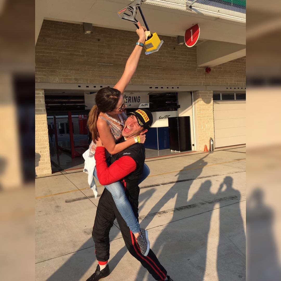 La pareja se ha visto envuelta en más de una ocasión en problemas por supuestas infidelidades por parte de Martín Fuentes, y es que se dice que las mujeres son su debilidad.