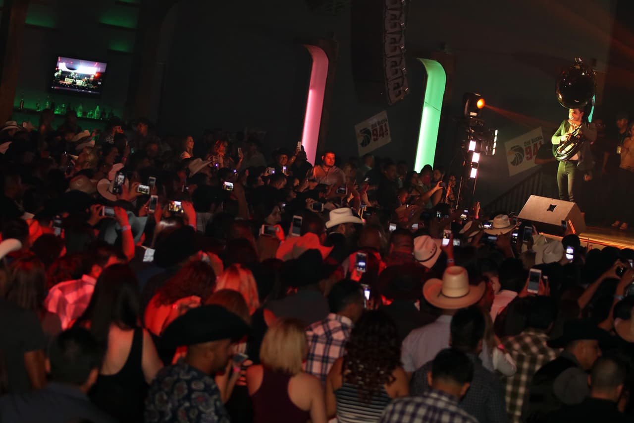 Un evento exclusivo que sólo 'Que Buena 94.1 FM' realizó para sus radioescuchas del Metroplex.