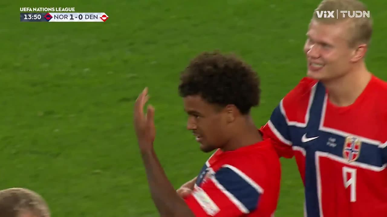 ¡Gol de Noruega! Brutal definición de Oscar Bobb dentro del área