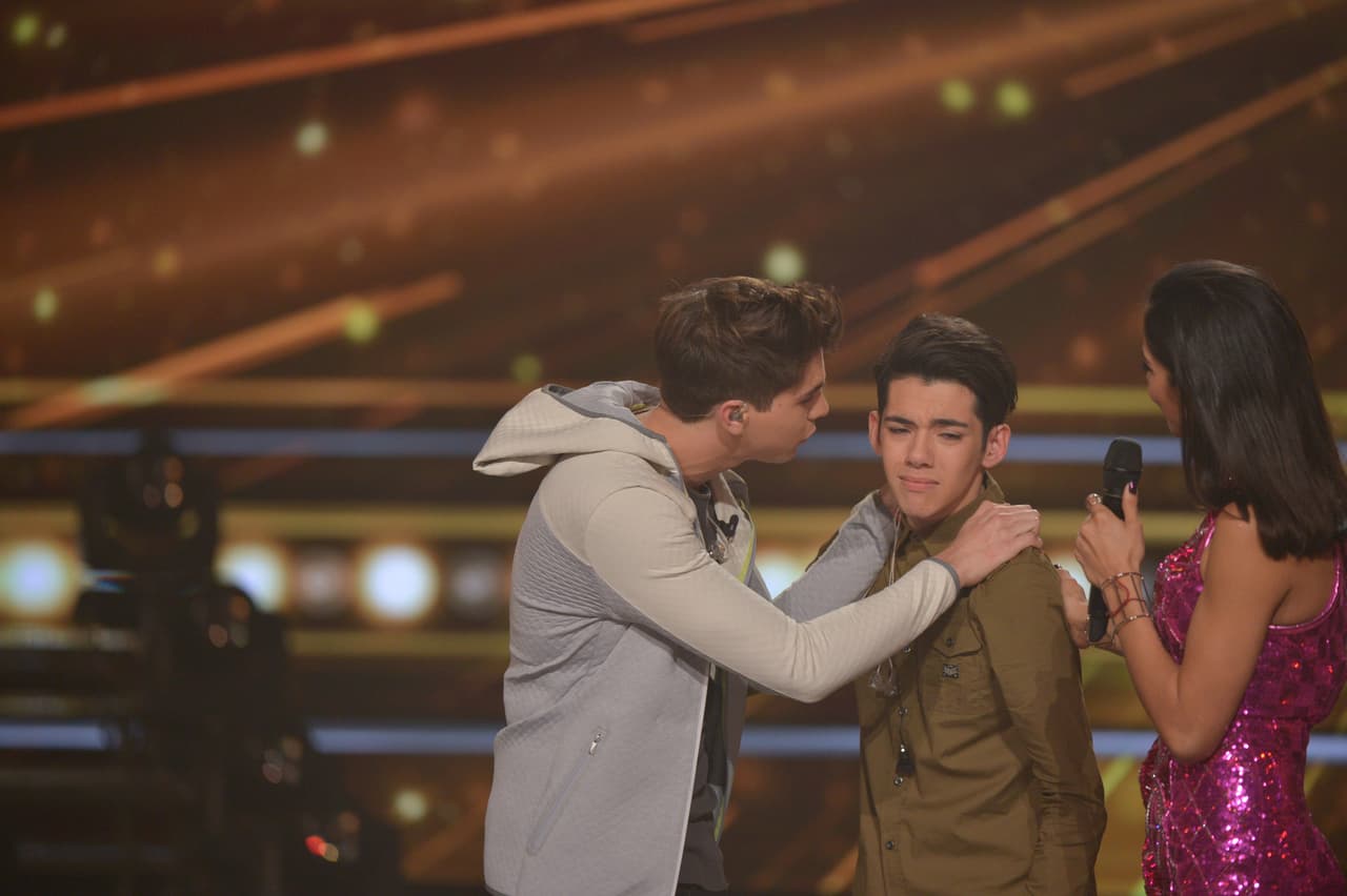 La semifinal de La Banda no estuvo apta para cardíacos. Johann se fue, Laura lloró y los Storm Troopers metieron más miedo que los jueces. Reik y Luis Coronel fueron los inviitados de la noche. Y conocimos al cuarto juez.