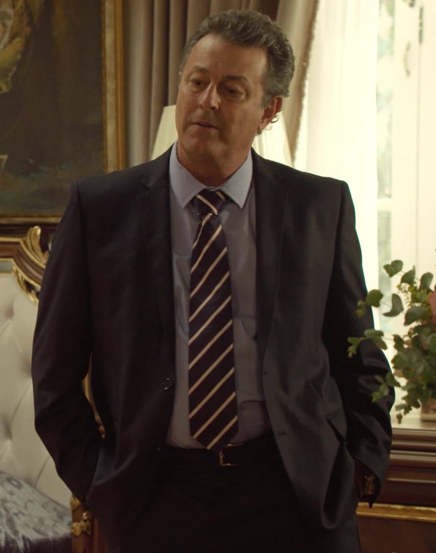 <b>Adriano Montana</b>, hijo de Verónica y Giancarlo, esposo de Débora y padre de Ricardo, pasó su juventud entre Nueva York e Italia para evitar estar con su mujer, con quien no tiene una buena relación.