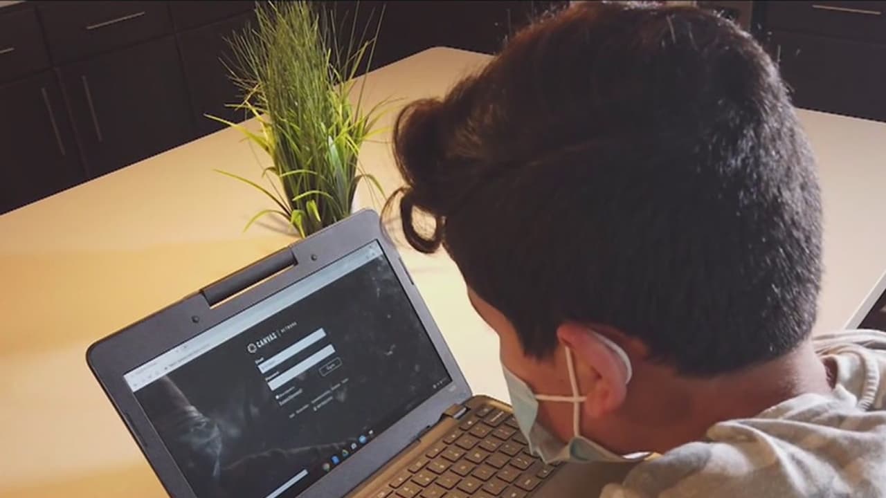 Padres de familia de Katy ISD hablan de las ventajas del regreso a clases presenciales 