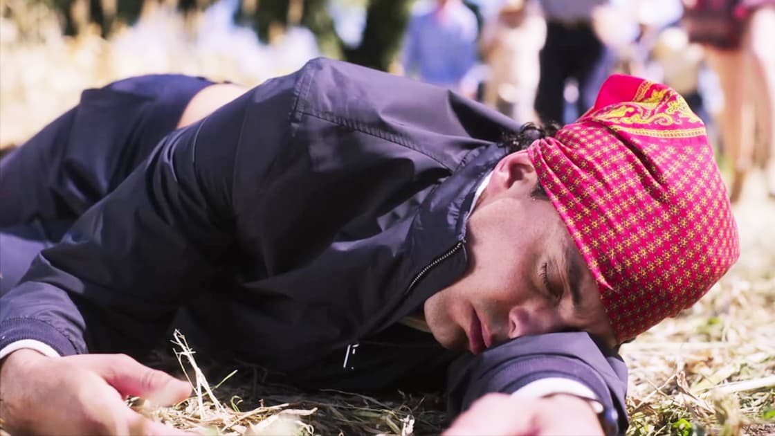 Rodrigo sufre un accidente tras apostar por el amor de Bárbara | Mi Rival | Capítulo 12