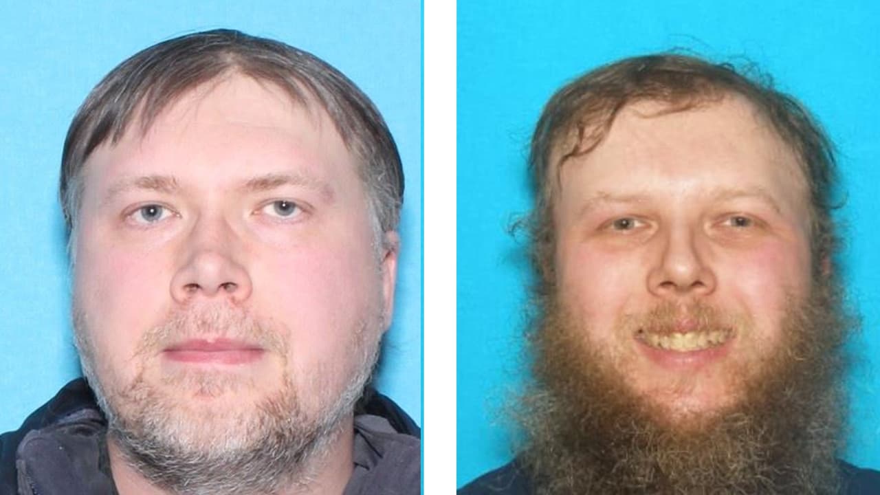 “Este ha sido un caso muy inusual y difícil porque los cuerpos han estado enterrados por muchos años": hermanos en Lyons enfrentan cargos 