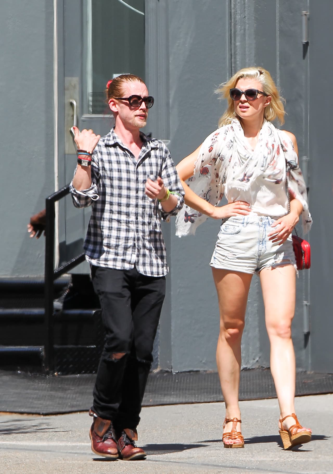 Aunque no estamos seguros que haya algo entre este par, a lo mejor solo son amigos, ¿ustedes qué creen?