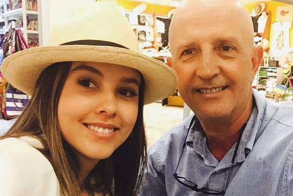 Se fue muy bien acompañada por su familia.