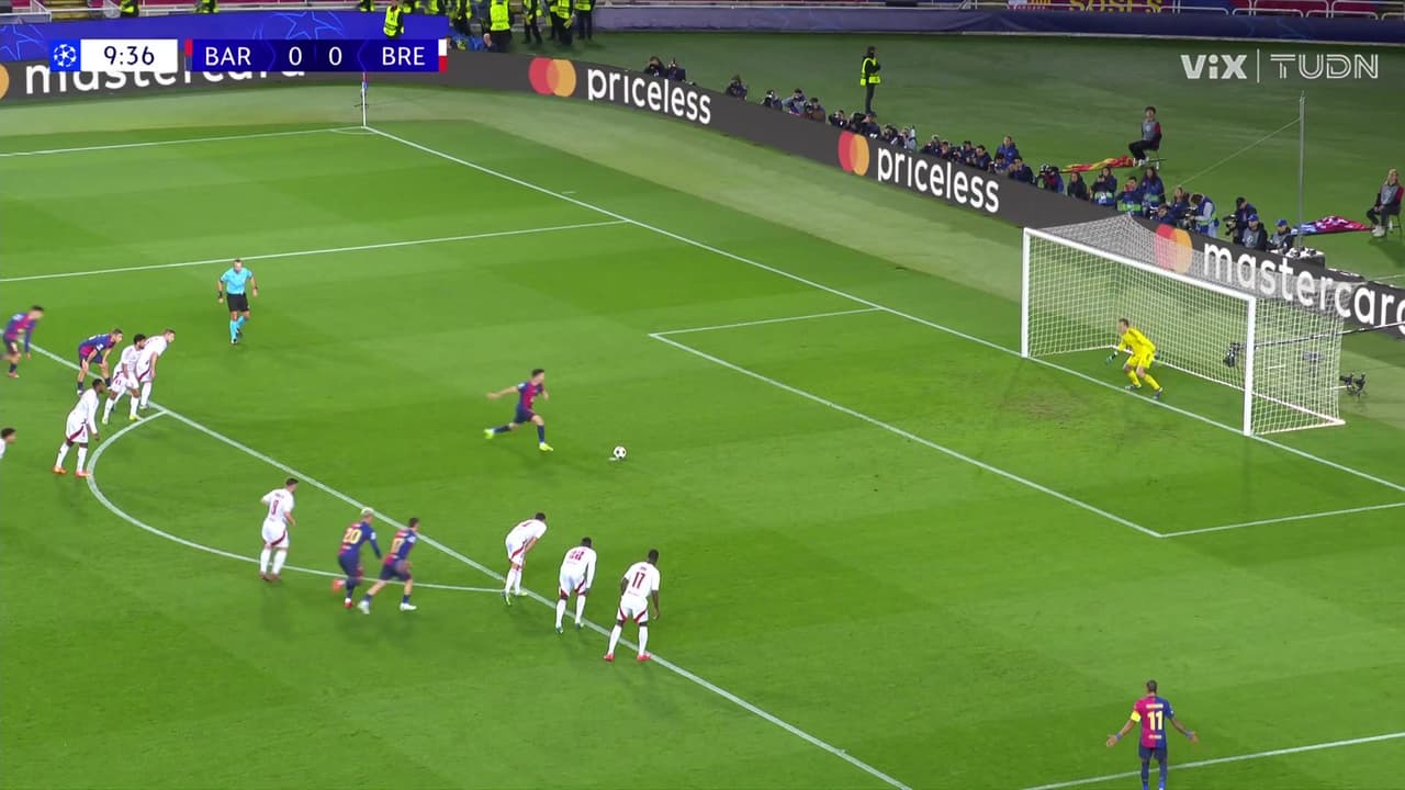 ¡Gol de Lewandowski! Gol del Barcelona desde la pena máxima