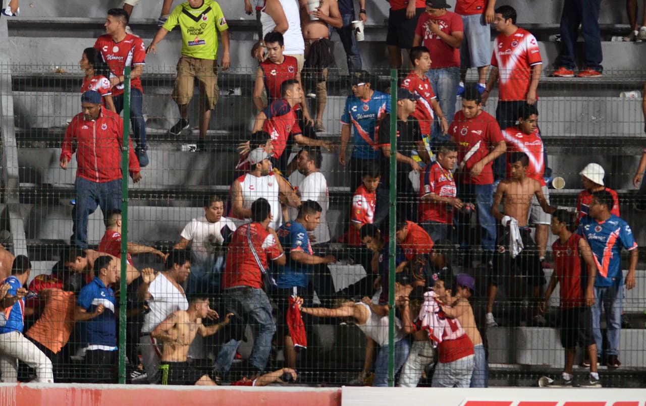 La violencia se desató en la tribuna tras el Veracruz vs. Tigres