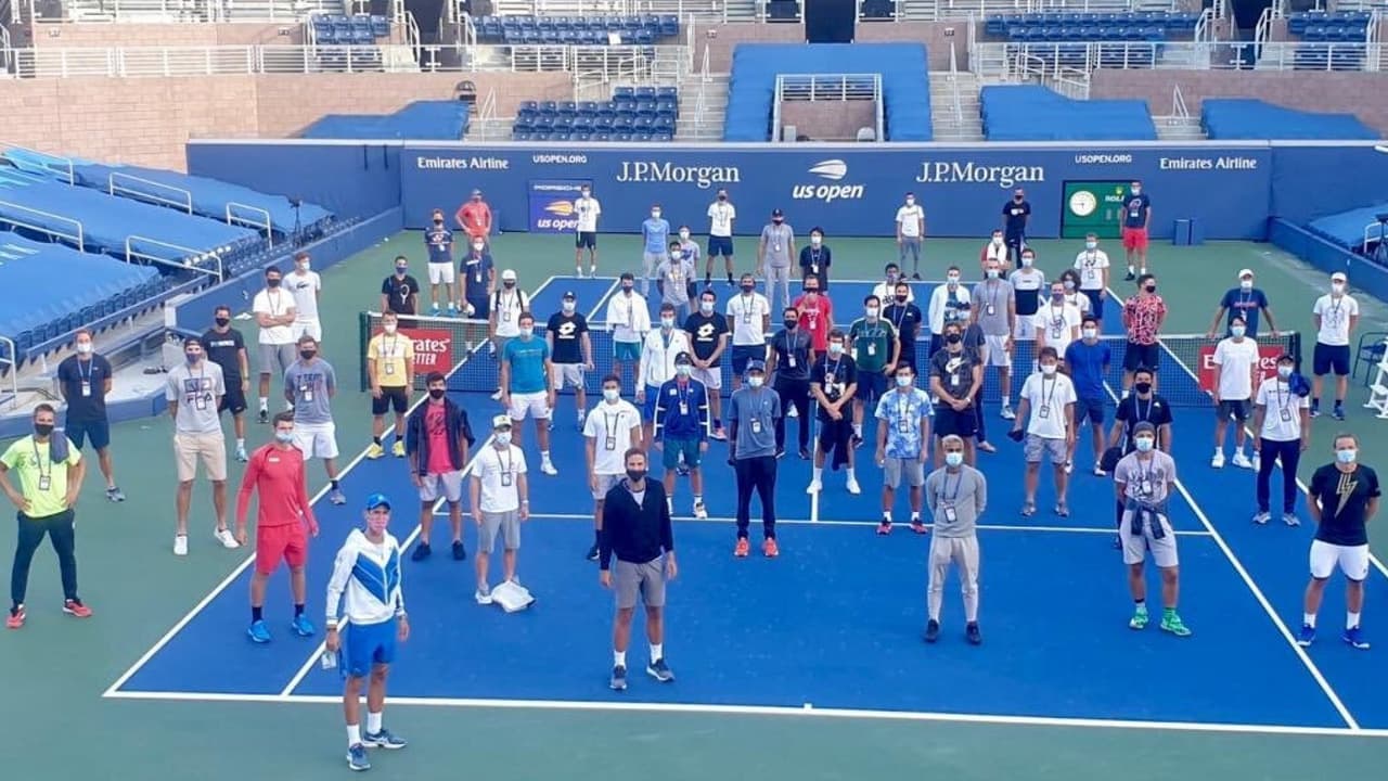 Djokovic crea asociación de jugadores sin apoyo de Federal y Nadal 