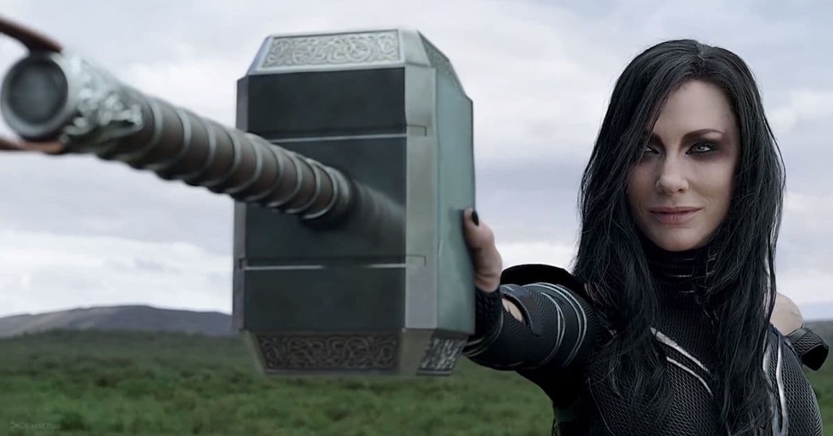 <b>Hela</b>
<br>Es la primera hija de Odín y debido a sus métodos letales y sed de sangre fue desterrada hasta que su padre murió. Pudo destruir el martillo de Thor con una sola mano y la única forma en que se le pudo detener fue ocasionando la destrucción de Asgard en el Ragnarok.