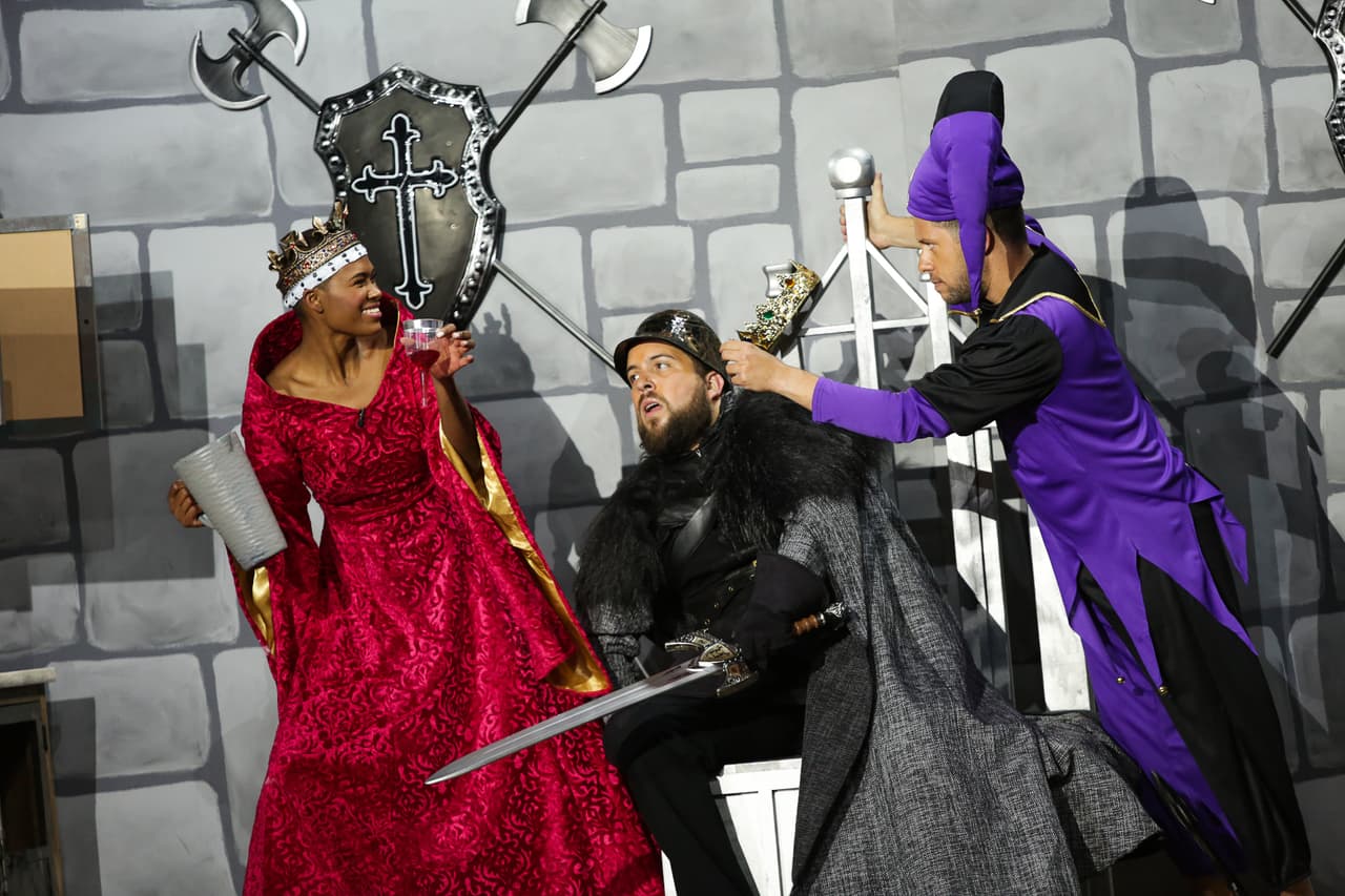 Después llegó el turno de Ceylin. También interpretó una escena inspirada en la serie famosa por la famosa frase: "Winter is coming".