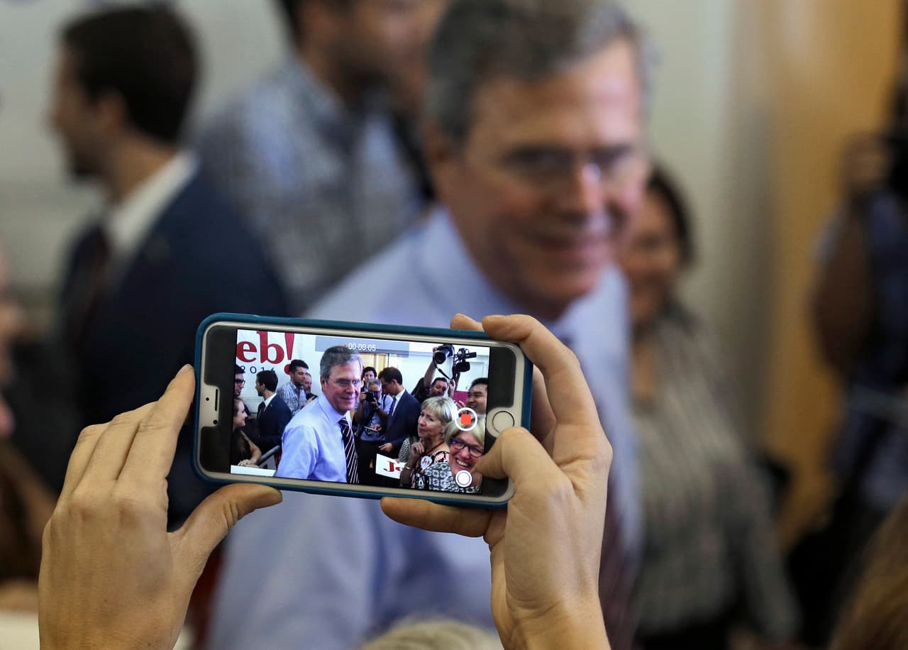 Jeb Bush este lunes en Tampa, Florida