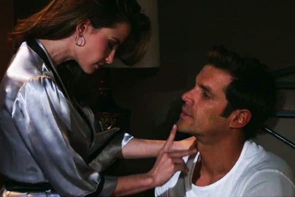 Sus noches de pasión no dejaban tranquila a Abigail, quien moría por tener entre sus brazos al papacito de Mateo.