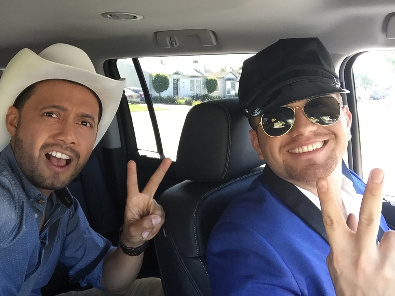 ¡Peace! El Dasa se convirtió en el chofer de Luis Sandoval