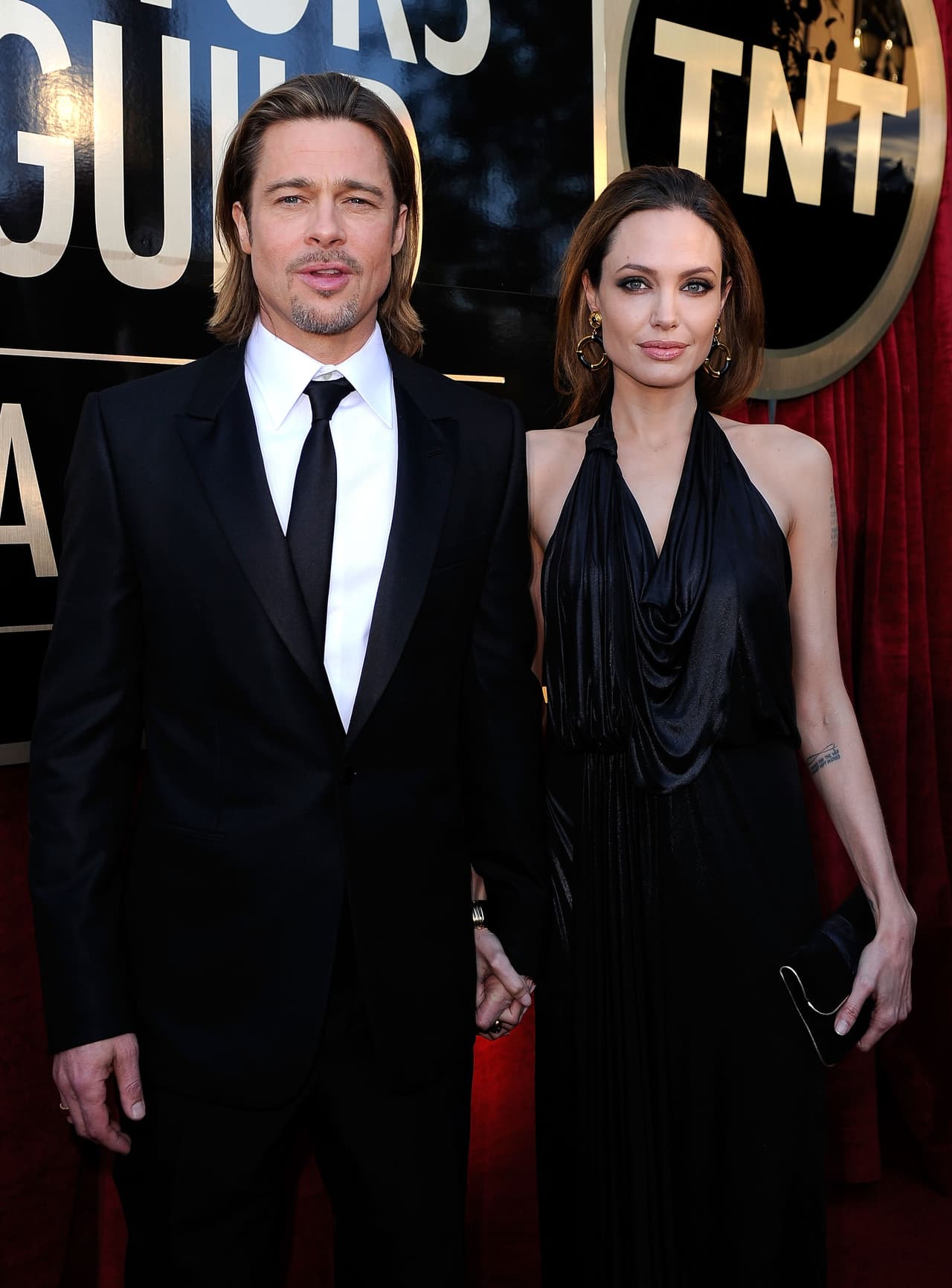 Comenzaron su romance en junio de 2005 mientras filmaban la película 'Sr. y Sra. Smith' y se convirtieron en una de las parejas más icónicas del cine, luego de casarse en secreto en 2014 en Francia.