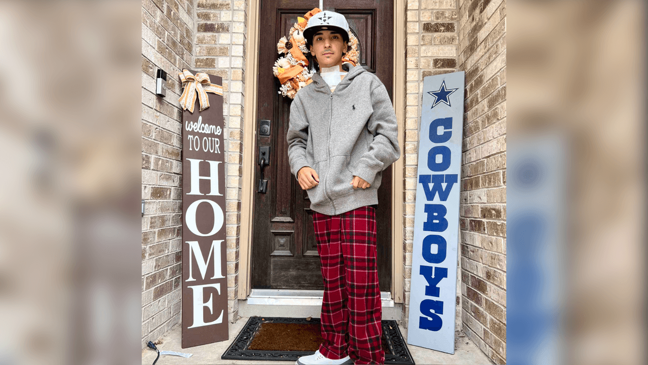 La familia compartió esta fotografía de Erik una vez saliendo del hospital.