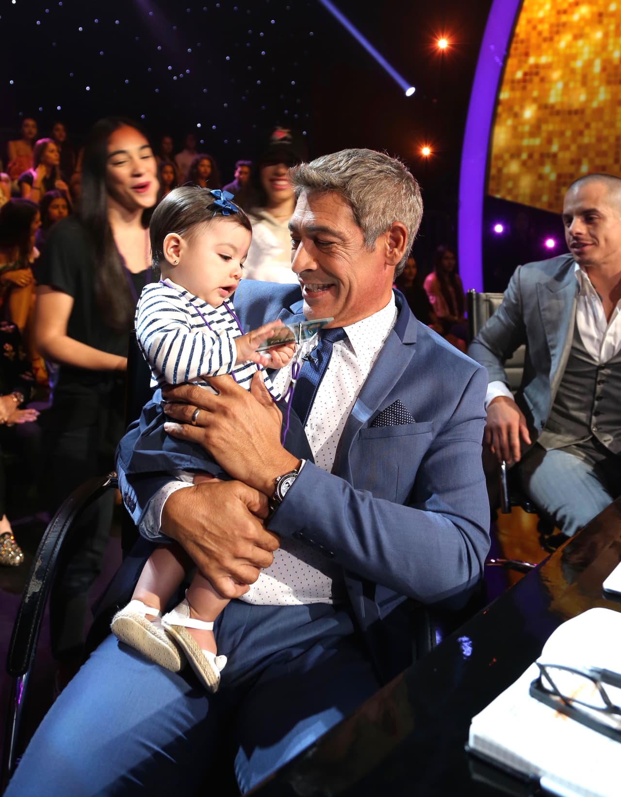 Amaia se robó el corazón de todos los presentes, incluido el de Casper Smart, otro de los jueces.