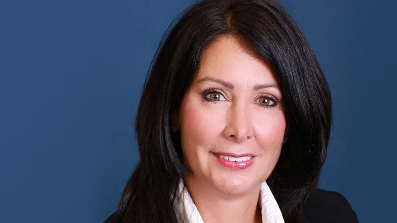 Arrestan a la alcaldesa de Hallandale Beach, acusada de lavado de dinero