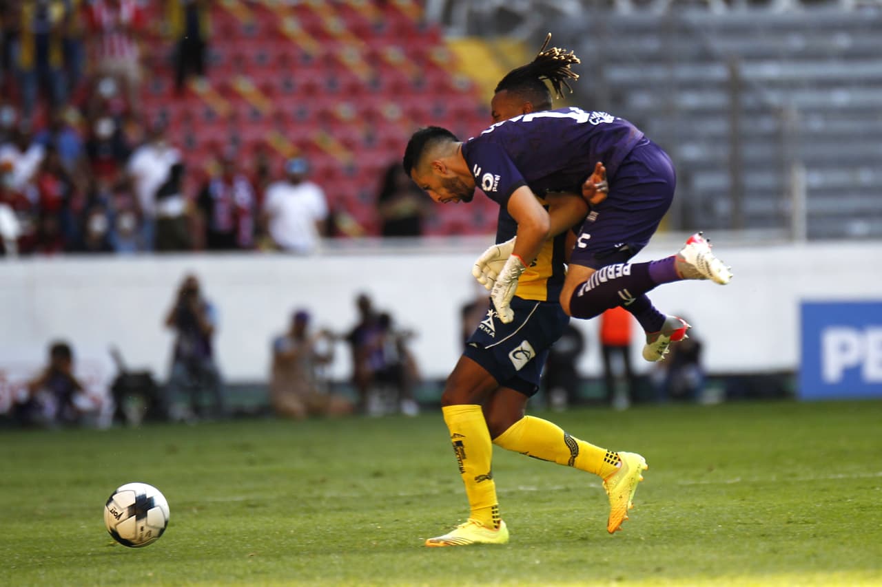 Con autogol de Ramón Juárez, Atlas vence por la mínima al Atlético San Luis (1-0) y asguran sus primeras tres unidades del torneo.