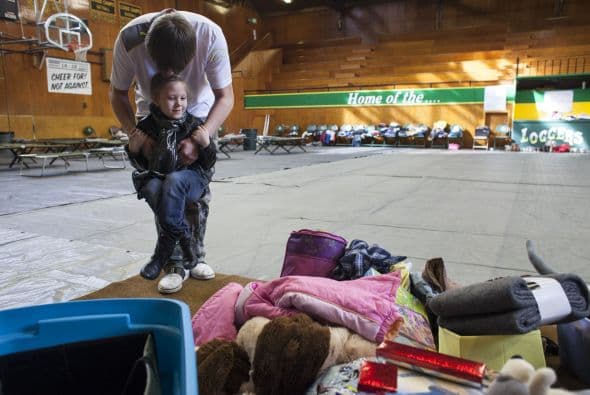 Los residentes de Darrington han sido generosos con su tiempo voluntario y donaciones.