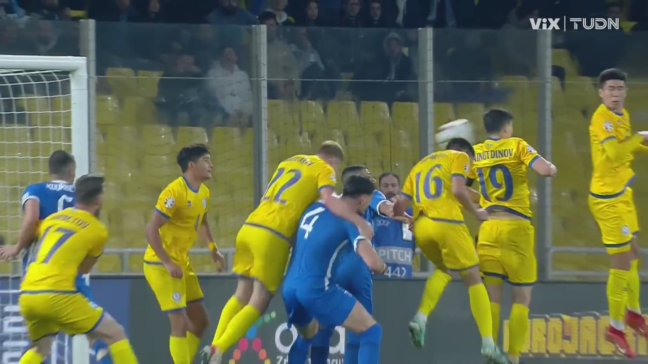 ¡Autogol de Kazajistán que sentencia! Grecia se lleva el botín con el 5-0