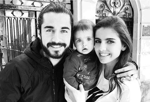 La pareja confirmó su separación y aclaró que su relación terminaba de manera pacífica porque "tenían metas juntos que como pareja no supieron cumplir".