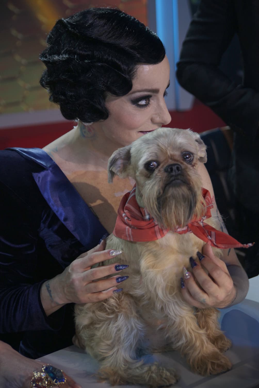 Aparentemente Chuvi Pacheco fue su amuleto de la suerte pues los jueces quedaron impactados con su show. Joaquín reconoció que Rommel sea de ese tipo de persona tenaz a la que le deben de decir "que no lo está haciendo bien, para motivarlo. Hay que picarle la cresta, así él tambien se pica y nos deleita con algunos movimientos", dijo. Dayanara y Lola también resultaron impresionadas: "Esto definitivamente es la semifinal", aseguró la puertorriqueña. "Hiciste un gran espectáculo", señaló Lola. "Hoy bailó, bailó, bailó", finalizó.