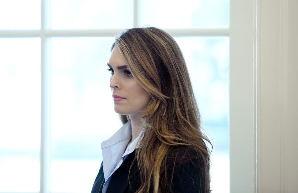 La Casa Blanca ordena a exdirectora de comunicaciones Hope Hicks que no entregue documentos que solicita el Congreso
