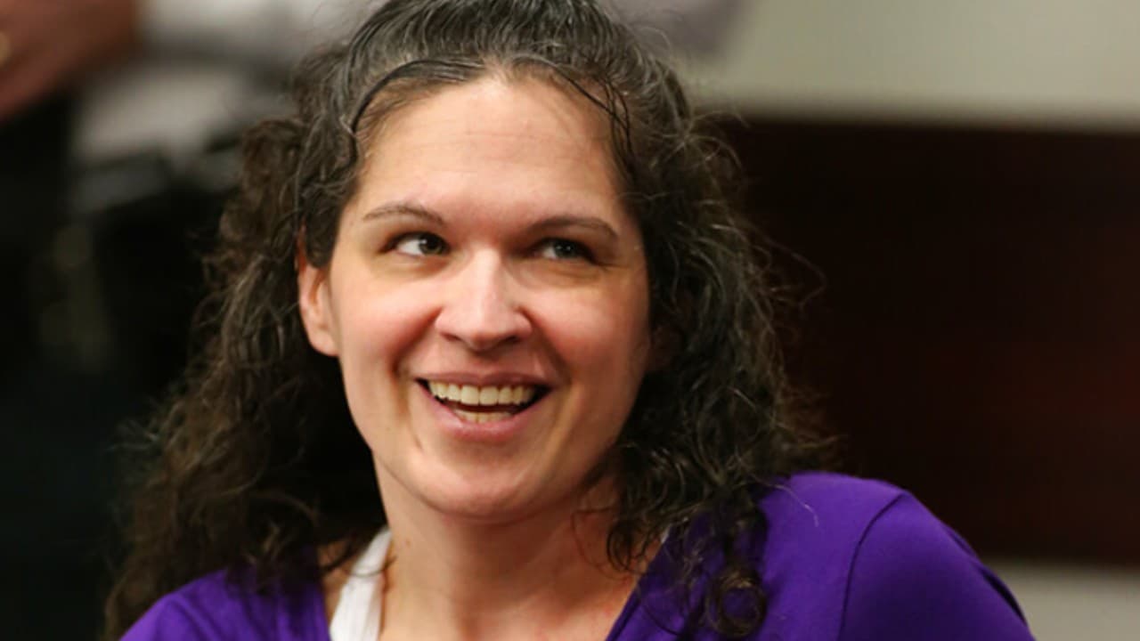  Mujer acusada de matar al ganador de la lotería respalda mantener en secreto los nombres de los afortunados