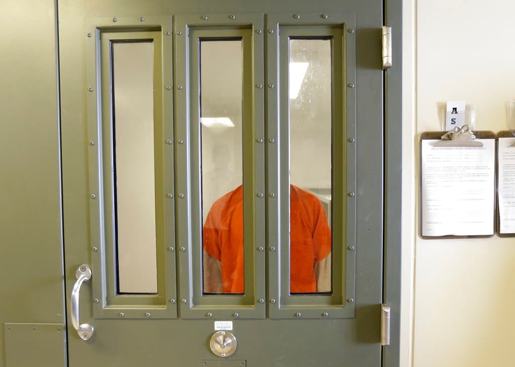 Corte Suprema de Virginia ordena liberar hispano porque estado le negó créditos por buena conducta