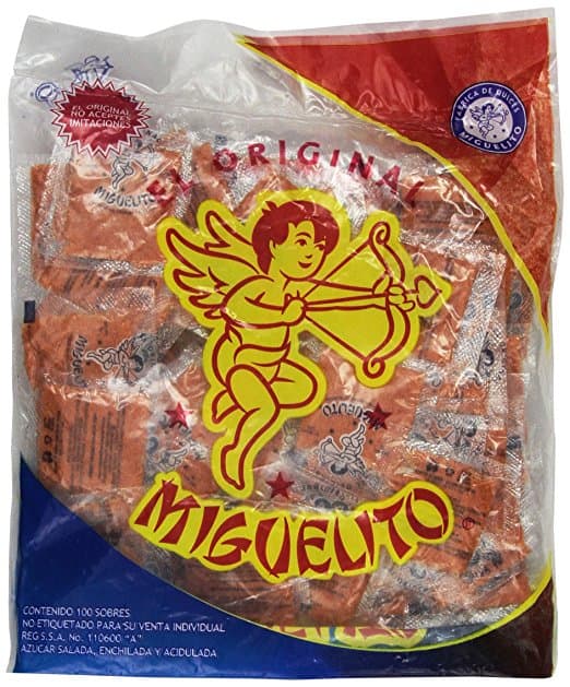 <b>Miguelito:</b>
<br>Es uno de los más clásicos y básicos elementos de los dulces picantes (mexicanos, obviamente): un polvo preparado con chile piquín, azúcar y sal. Puede comerse solo o expolvorearse sobre las papitas, las frutas, las palomitas o una bolsa de maní.