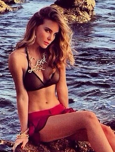 Si 'Beli' fuera conejita de Playboy quizá eligiría que su set fotográfico fuera en la playa.