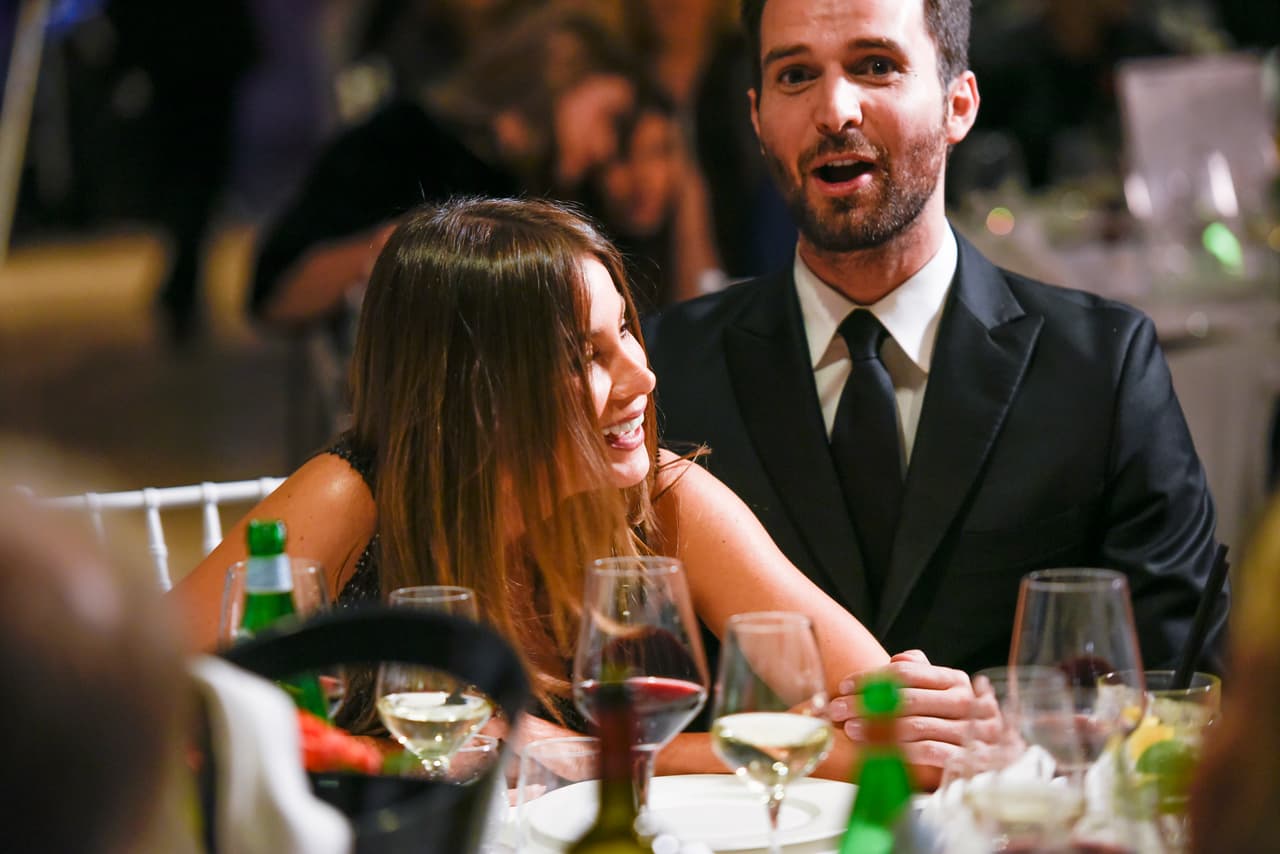 Sofía Vergara y el productor de cine Andrea Iervolino bailaron y se divirtieron juntos en la gala del Ischia Global Film and Music Fest, en Roma.