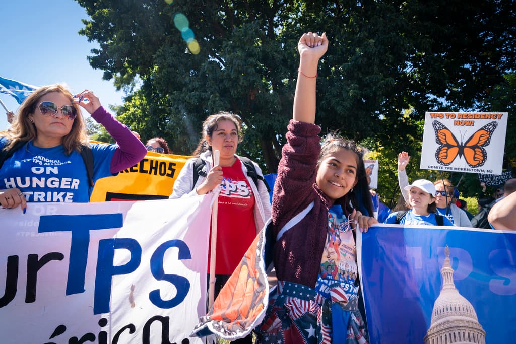 Alrededor de 150,000 menores en riesgo de separación familiar por el posible fin del TPS para salvadoreños