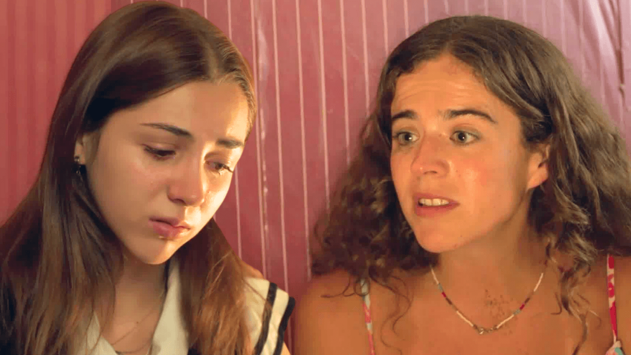 Caty cuida de Belinda como a una hermana menor | Mi Verdad Oculta | Capítulo 58