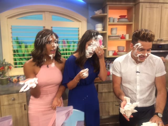 La travesura se salió un poco de control y a todos les tocó su tajada.